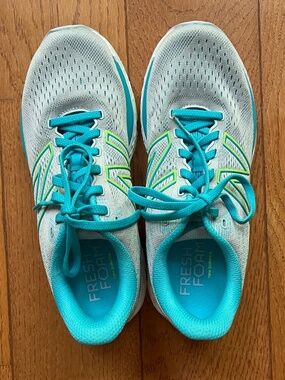 New Balance 880 'Light Cyclone Virtual Sky'